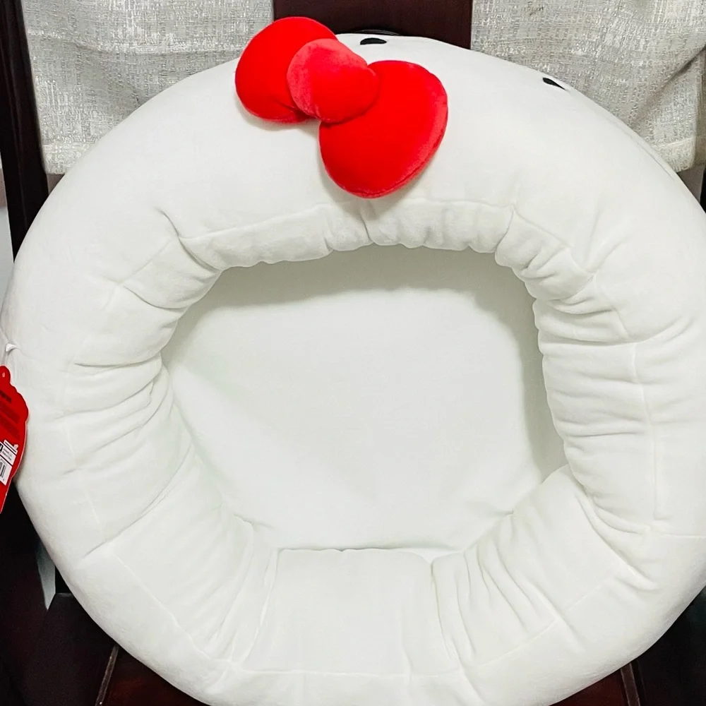Hello Kitty Pet Bed
